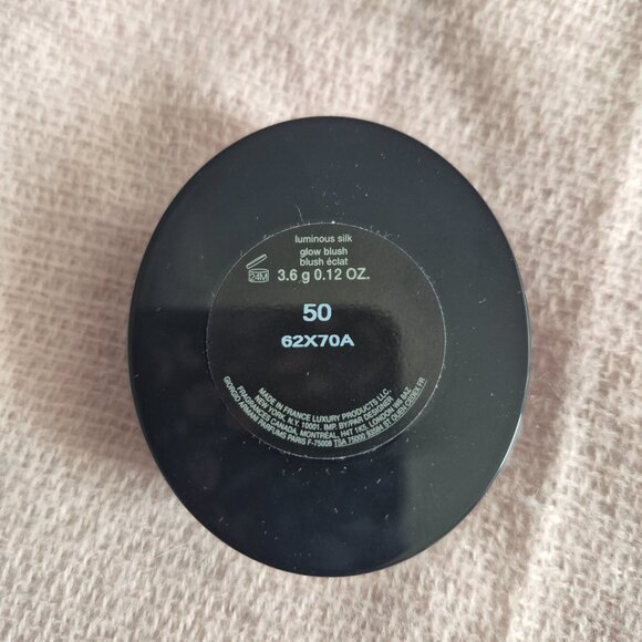 Armani luminous silk blush shade 50 - Picture 3 of 5